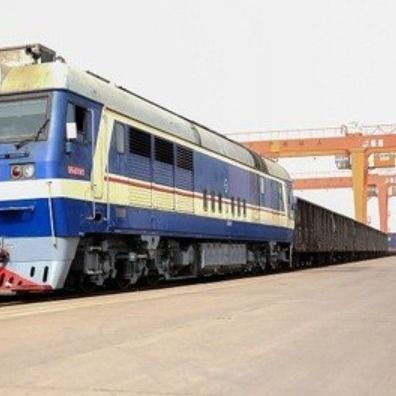 حاويات الولايات المتحدة وكيل الشحن بالسكك الحديدية لتخزين أمازون الصين في الولايات المتحدة