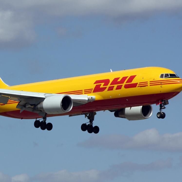 التخزين اللوجستي الدولي FEDEX DDP DDU من الباب إلى الباب من شنغهاي الصين إلى ماليزيا